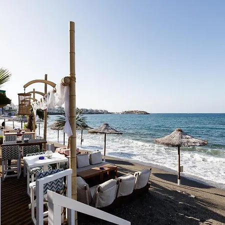 Kahlua Sea View מלון דירות