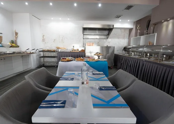 מלון דירות Kahlua Sea View - Adults Only