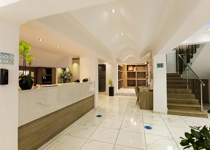 מלון דירות Kahlua Sea View - Adults Only הרסוניסוס