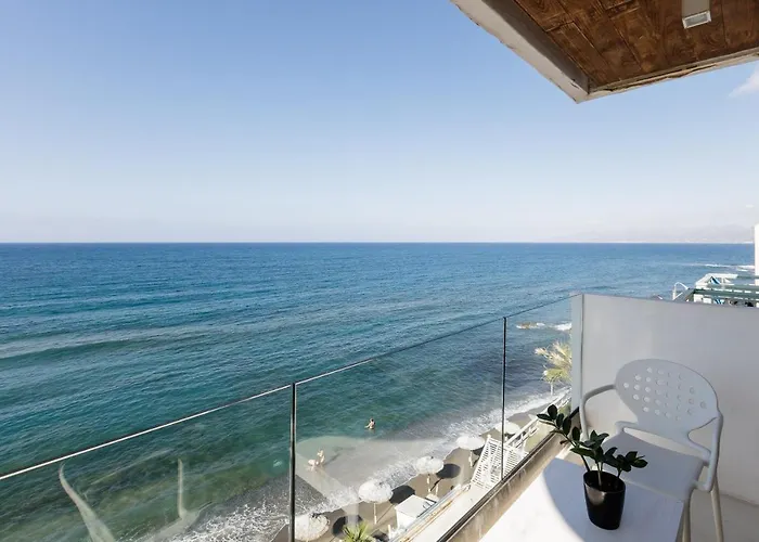 Kahlua Sea View - Adults Only הרסוניסוס